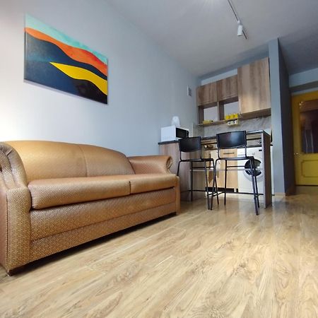 Davka Apartments Batumi Bagian luar foto