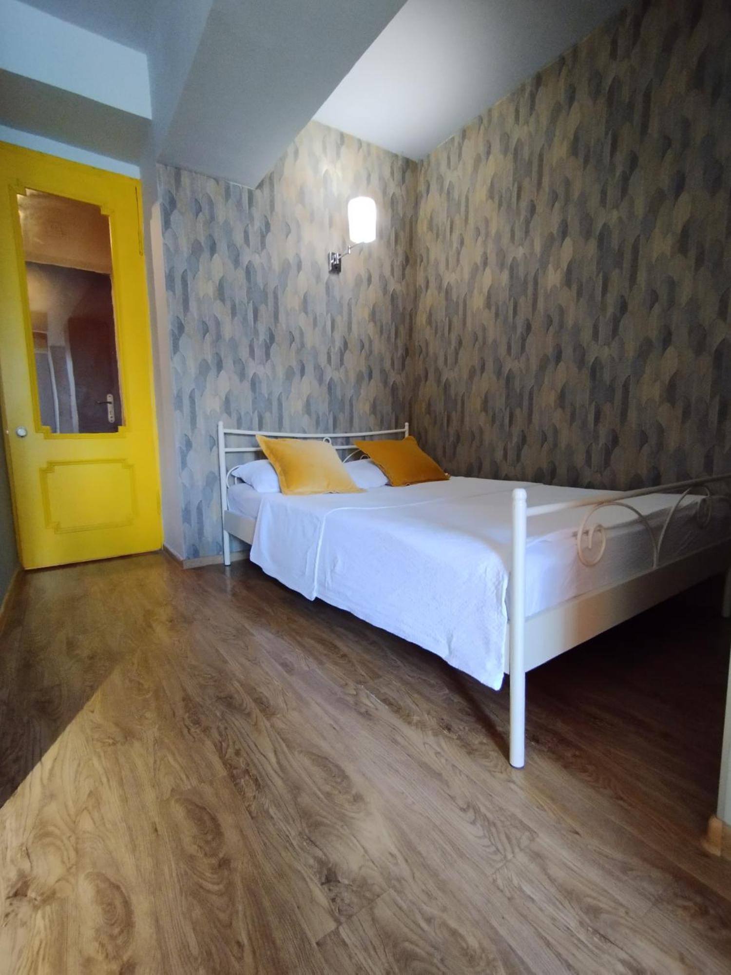Davka Apartments Batumi Bagian luar foto