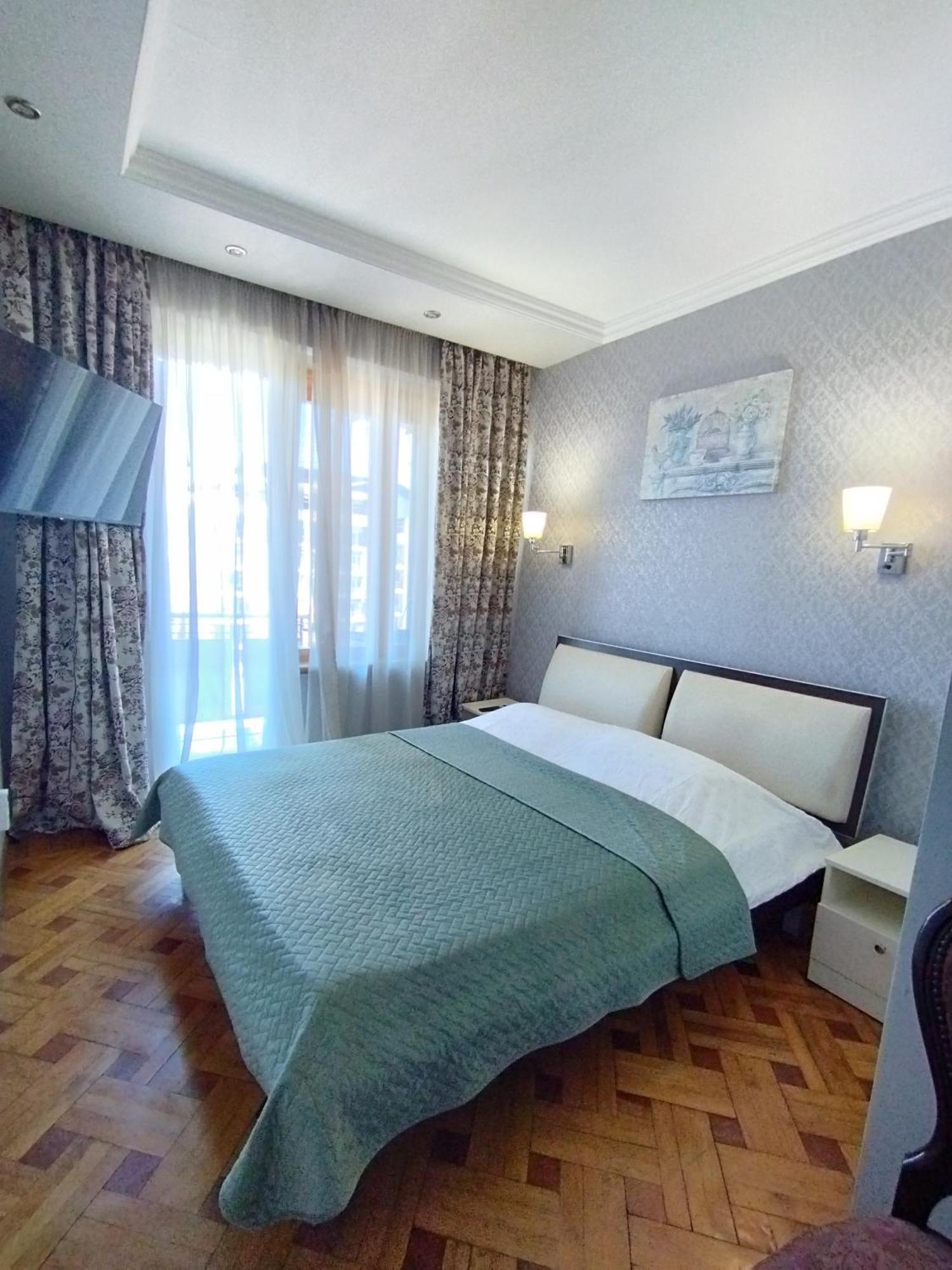 Davka Apartments Batumi Bagian luar foto